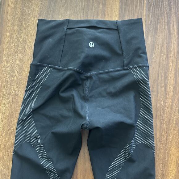 Size 4 Lululemon Mapped Out High Rise Tight 28" Black Florid Flash - Picture 5 of 8